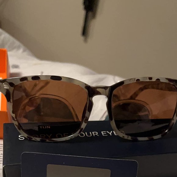 Classic trendy stylish sun glasses 100% uv protection main image 4